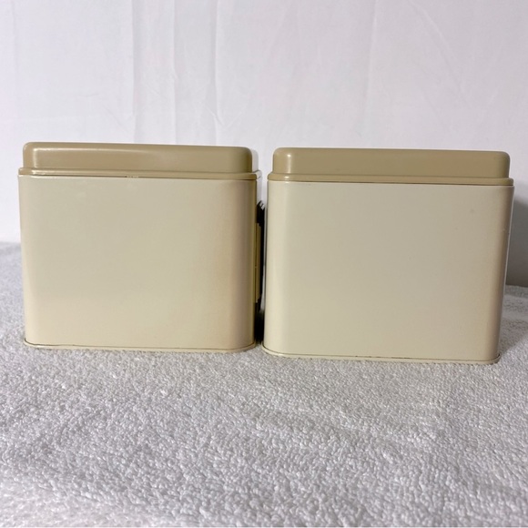 Vintage Ekco Beige Painted Metal Coffee Tea Canisters W Plastic Lids - Picture 10 of 13